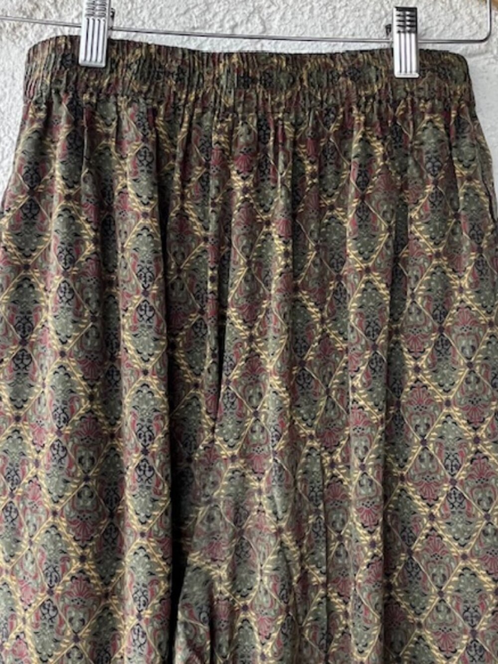 100% Silk Baroque Print Pants - like new - Picture 5 of 7